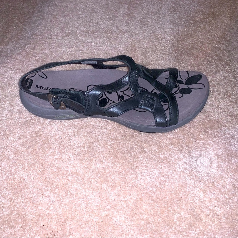 Women’s Merrell Midnight Strappy Sandal, Size 8, Never Been Worn